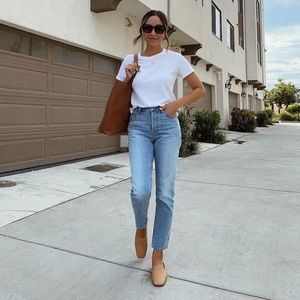 Brand new: Everlane - the original cheeky jeans, size 26